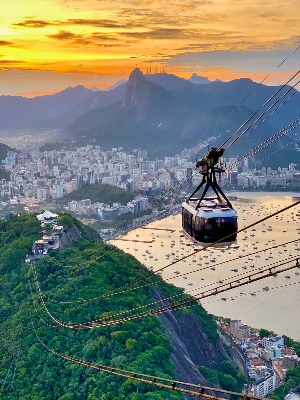 17 Rio De Janerio Cable Car