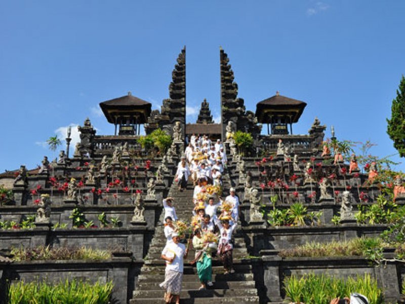 8 Bali Temple
